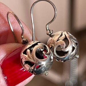 Vintage Sterling silver Southwestern Byzantine Deco Delicate Drop Earrings